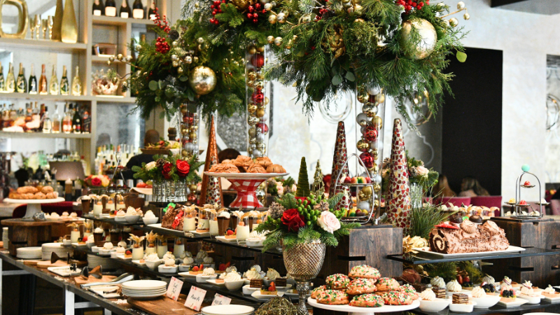 HOLIDAY BRUNCH AT BLOOM & BEE 