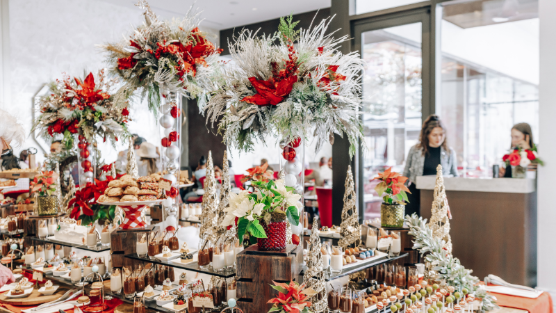 HOLIDAY BRUNCH IN BLOOM & BEE