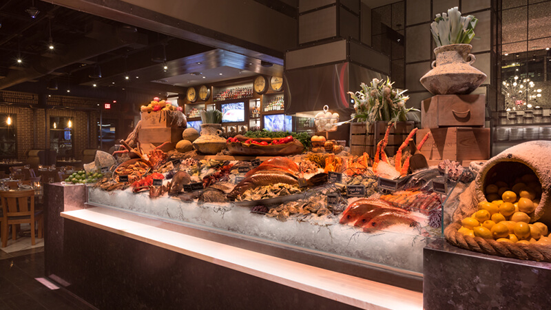 Willie G's Seafood - Fresh Seafood Display